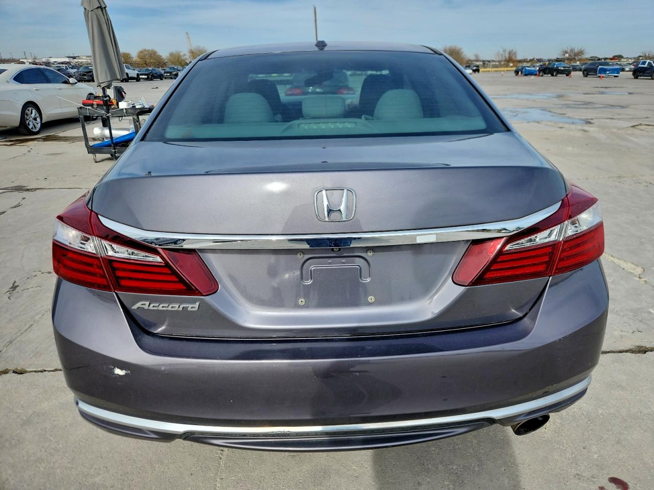 2016 HONDA ACCORD photo 6