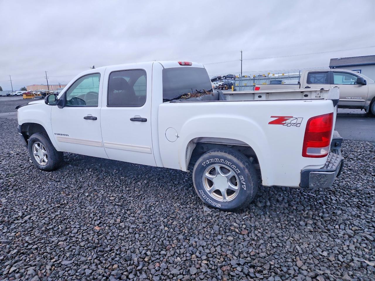 2007 GMC NEW SIERRA K1500 photo 2