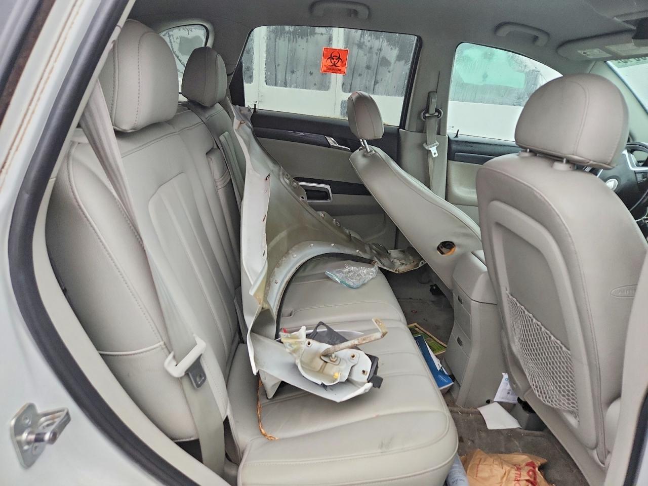 2008 SATURN VUE XE photo 11