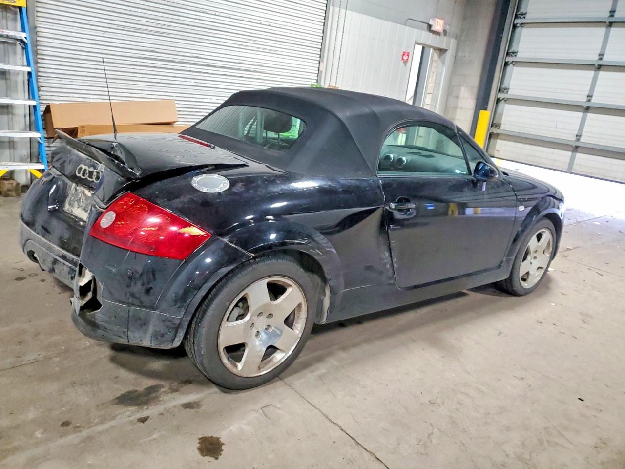 2001 AUDI TT QUATTRO photo 3