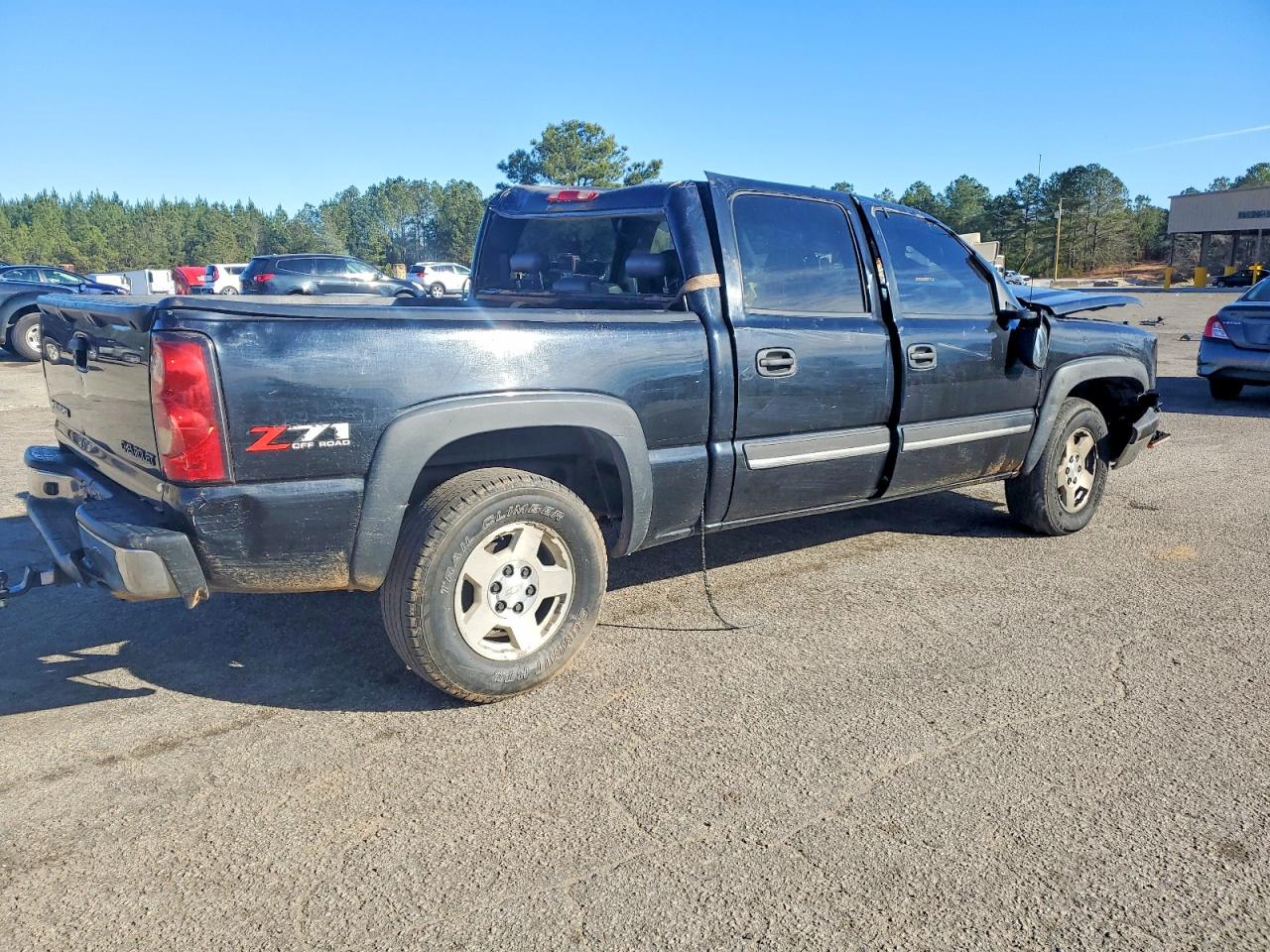 2005 CHEVROLET SILVERADO K1500 photo 3