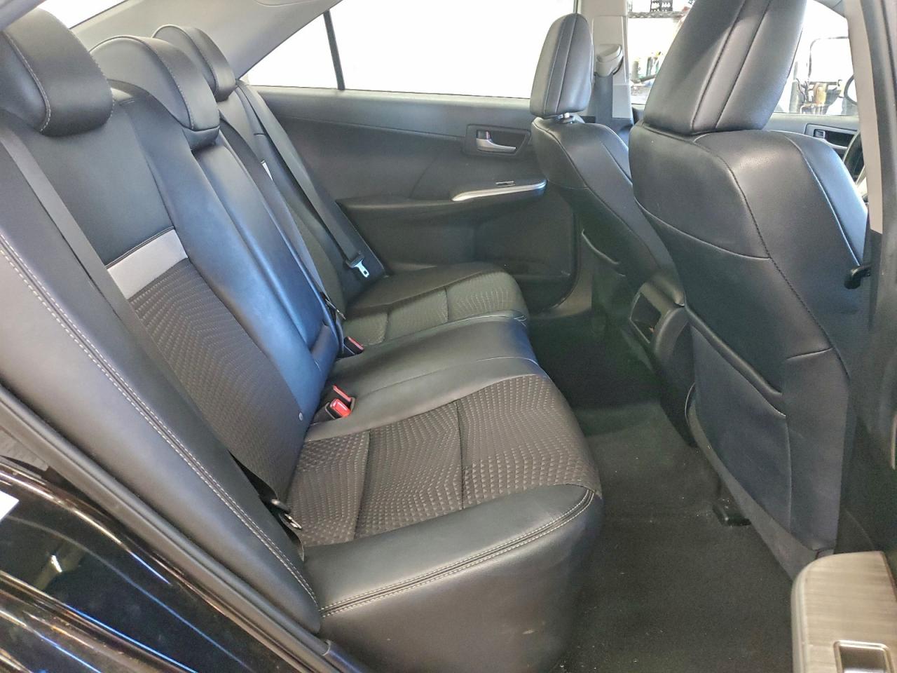 2012 TOYOTA CAMRY SE photo 28