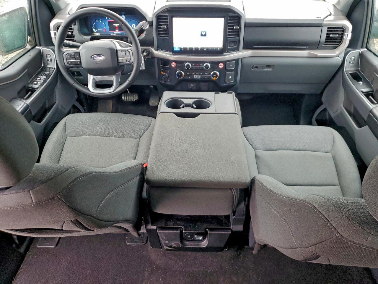 2025 FORD F150 XLT photo 15