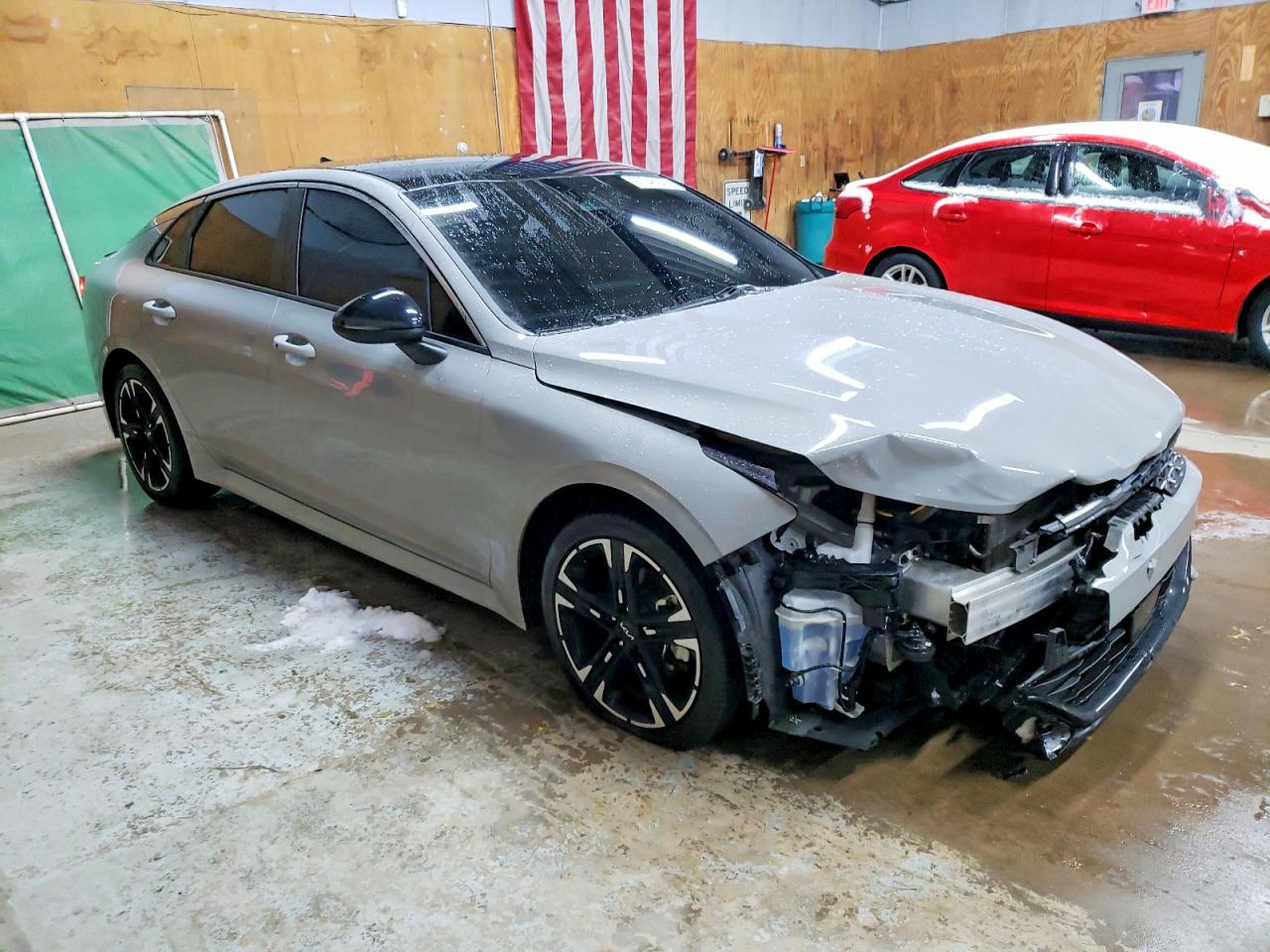 2023 KIA K5 GT LINE photo 4