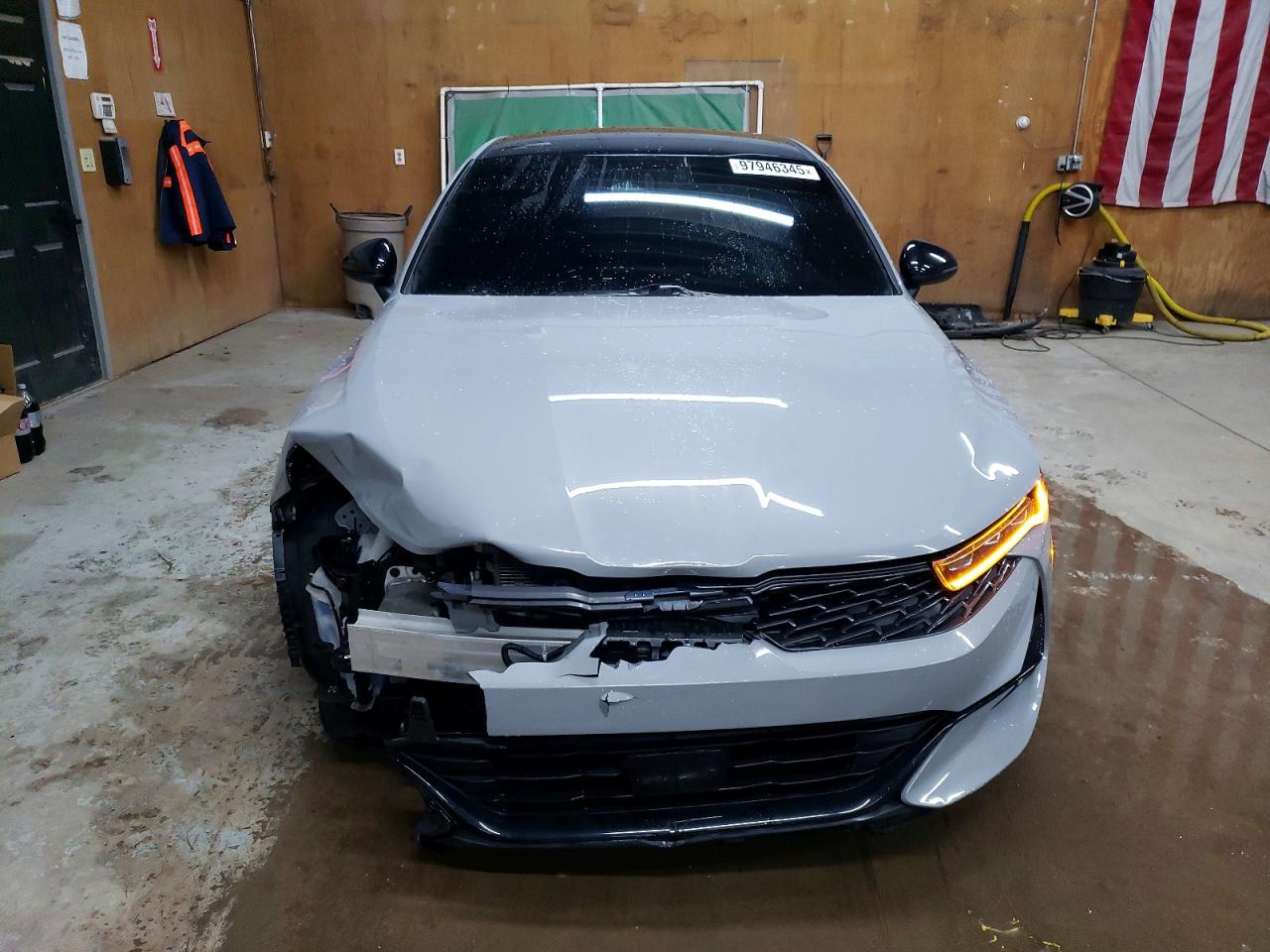 2023 KIA K5 GT LINE photo 5
