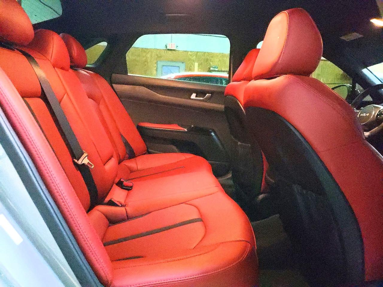 2023 KIA K5 GT LINE photo 10