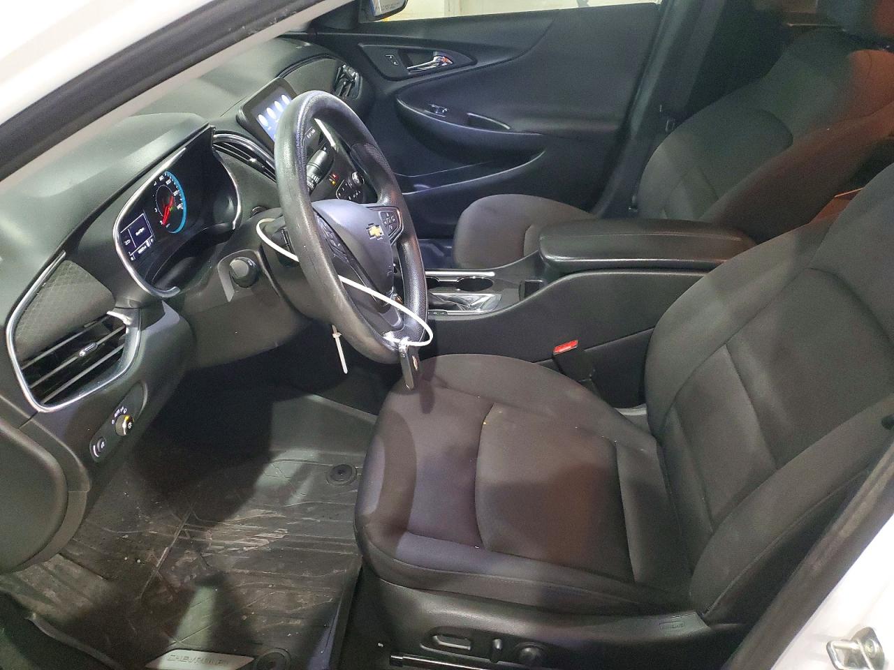 2021 CHEVROLET MALIBU LT photo 13