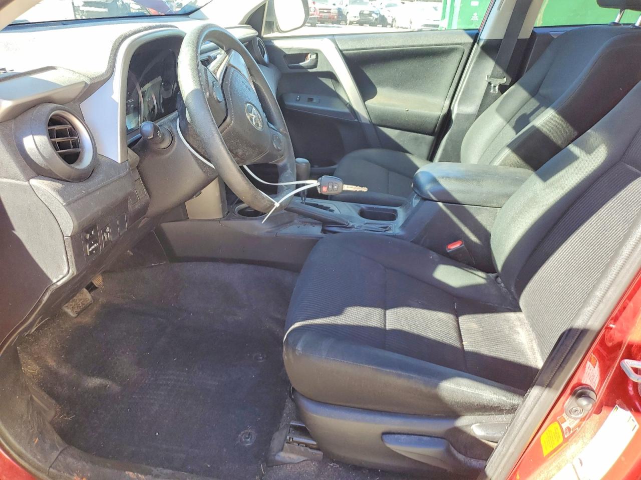 2016 TOYOTA RAV4 LE photo 13