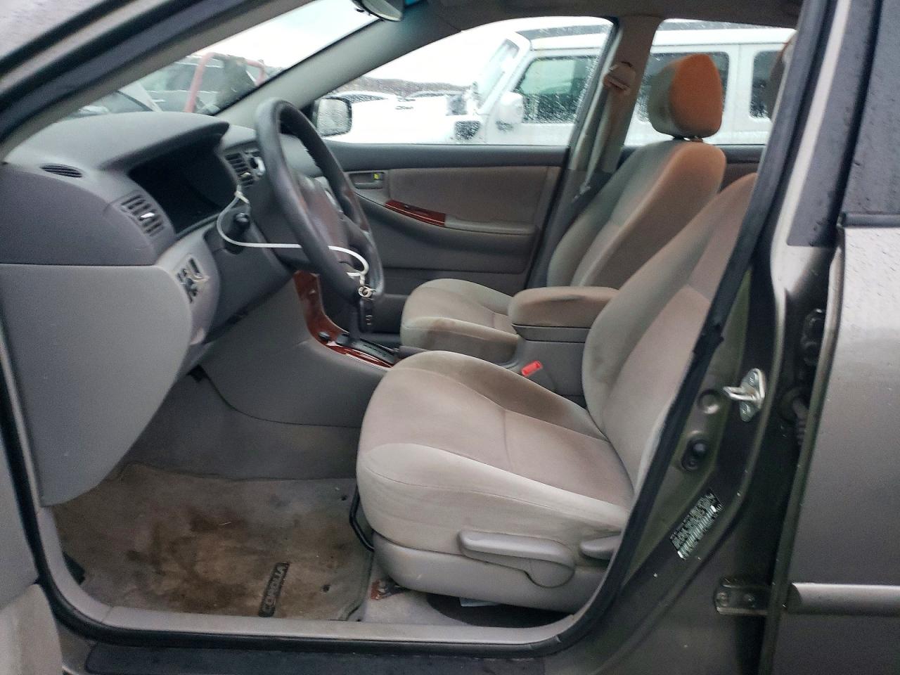 2007 TOYOTA COROLLA CE photo 13