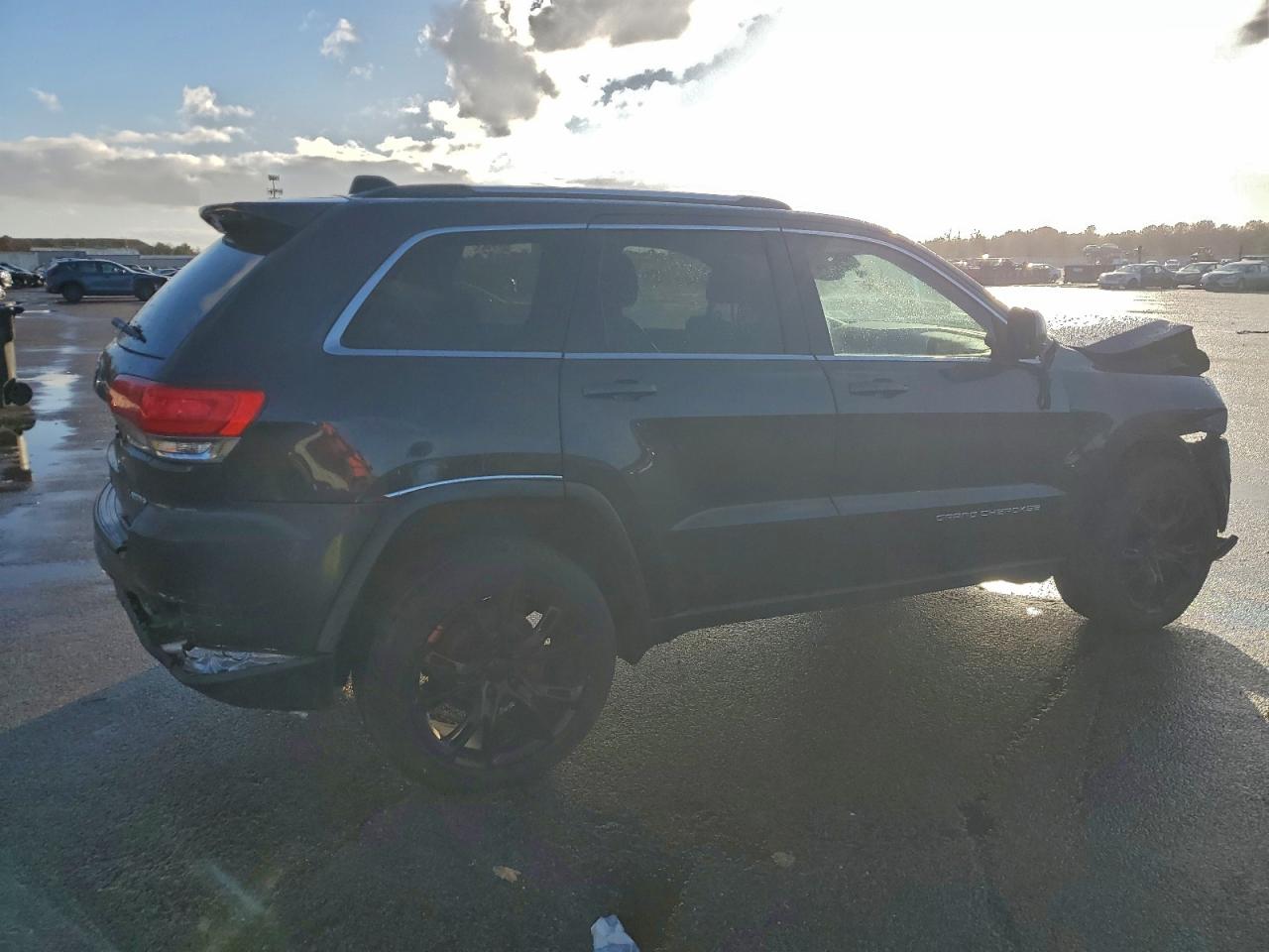 2014 JEEP GRAND CHEROKEE LAREDO photo 5
