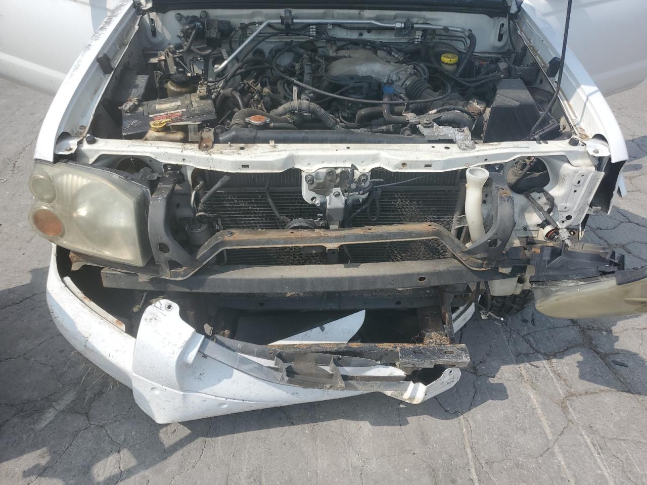 2001 NISSAN FRONTIER CREW CAB XE photo 21