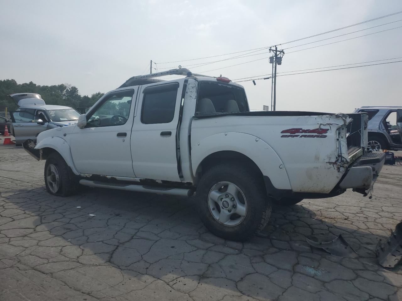 2001 NISSAN FRONTIER CREW CAB XE photo 3
