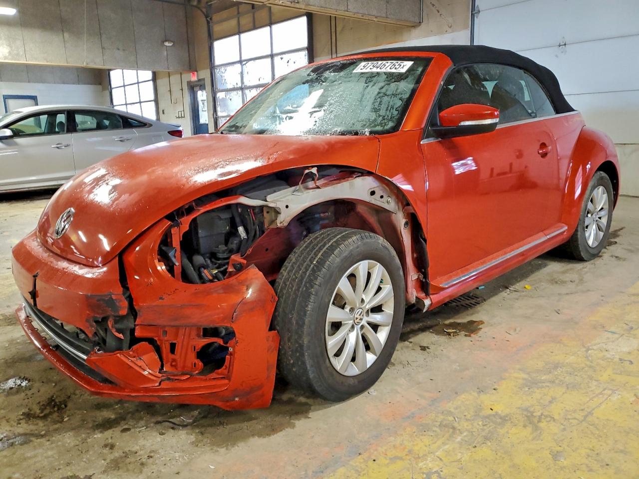 2019 VOLKSWAGEN BEETLE