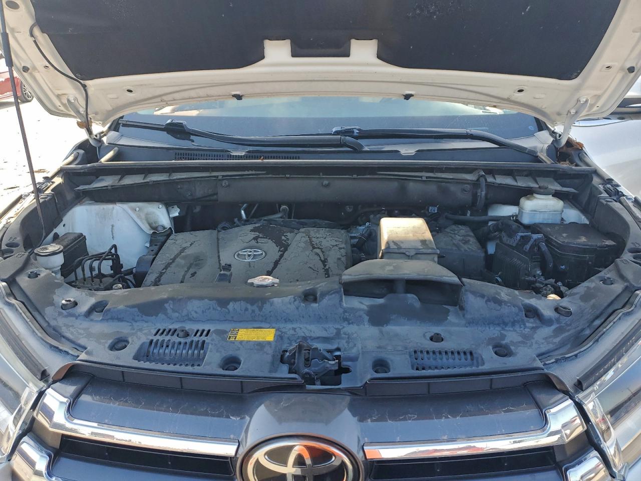 2019 TOYOTA HIGHLANDER LIMITED photo 34