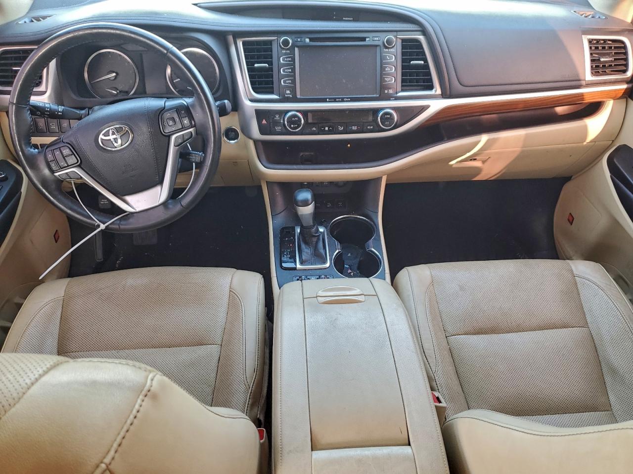2019 TOYOTA HIGHLANDER LIMITED photo 22