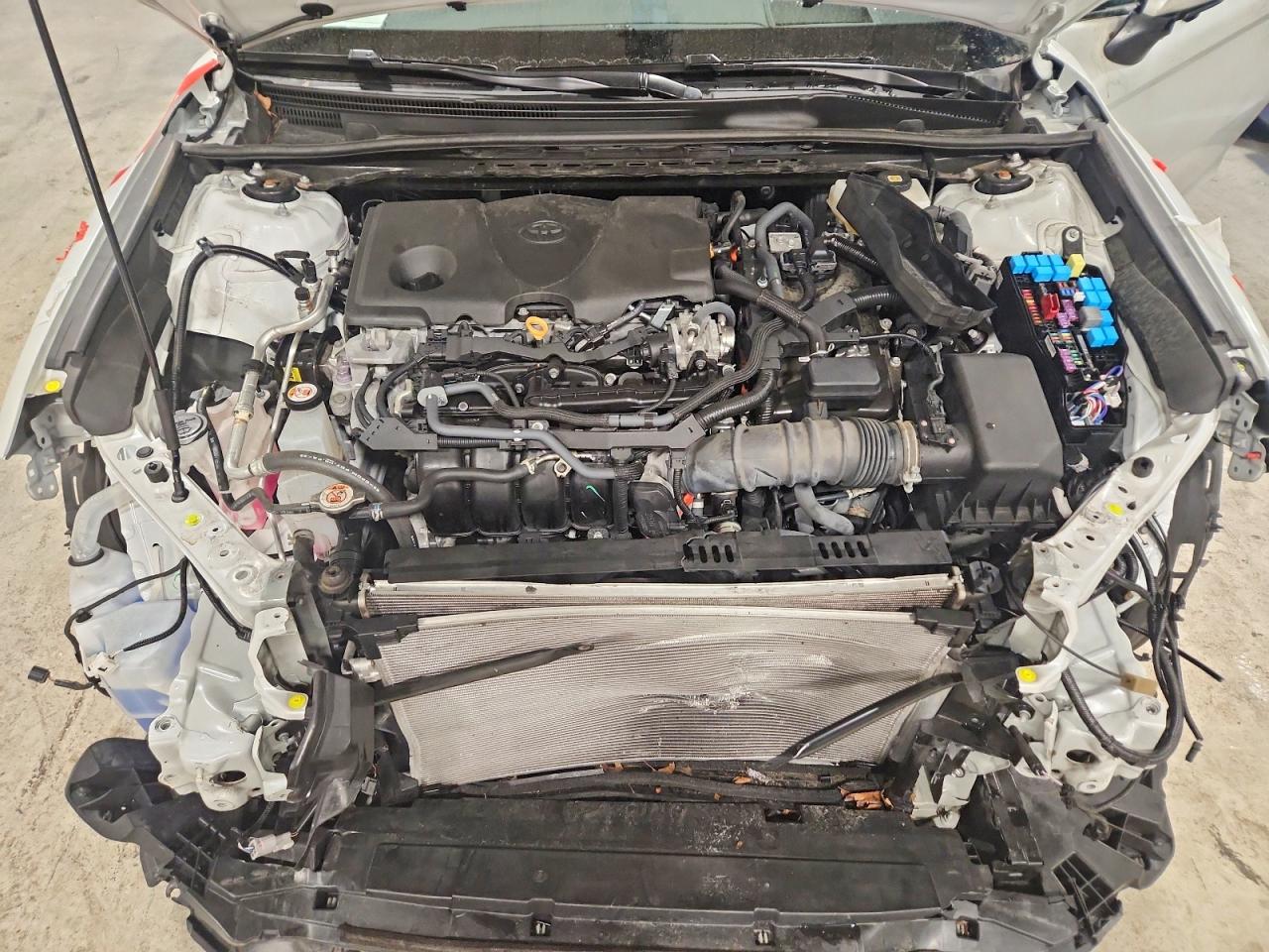 2025 TOYOTA CAMRY XSE photo 31
