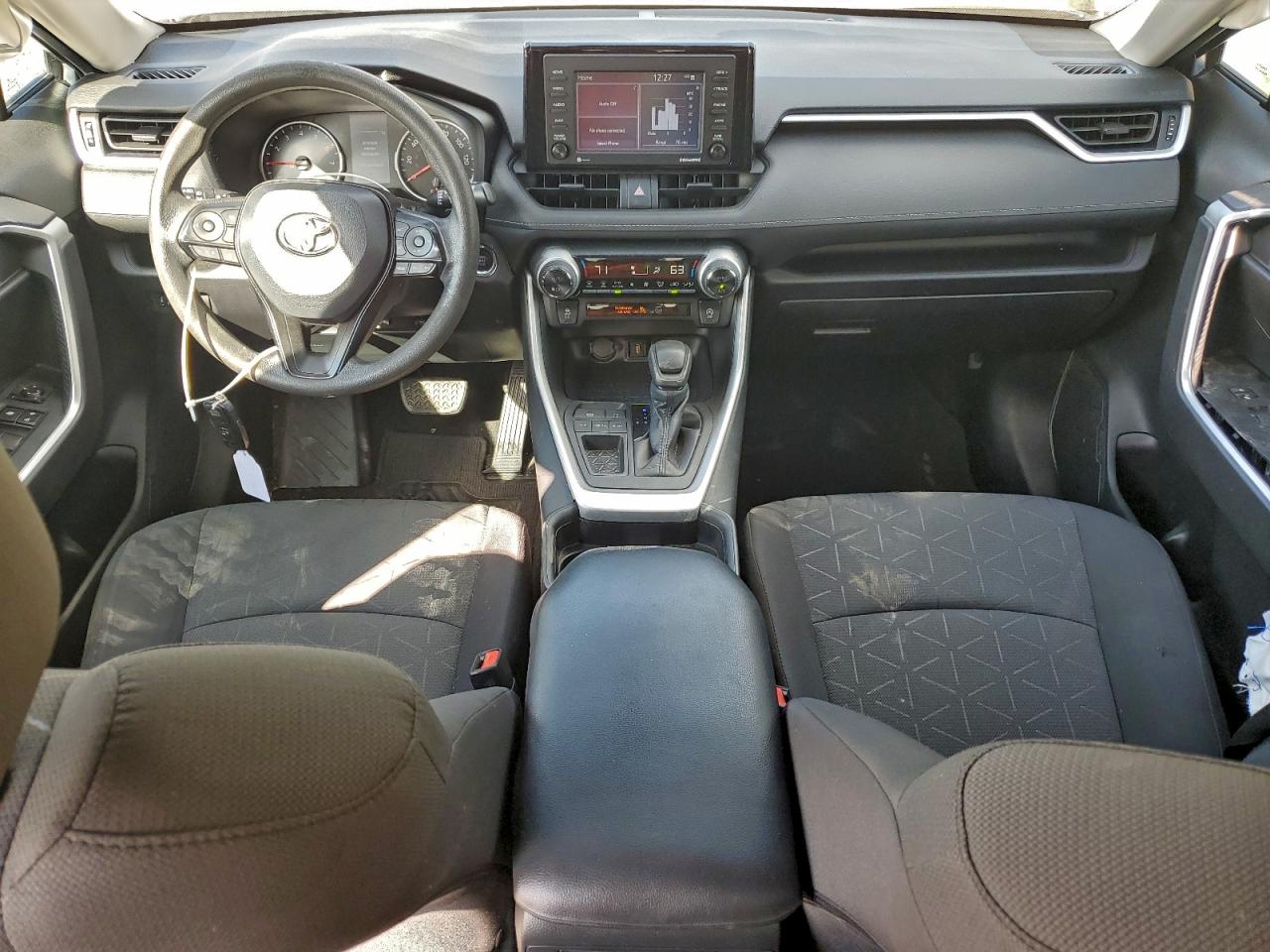2021 TOYOTA RAV4 XLE photo 15