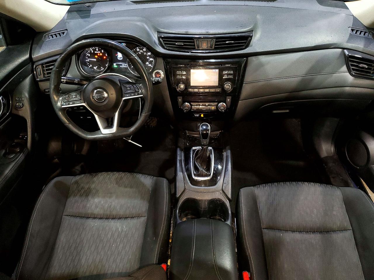 2017 NISSAN ROGUE SV photo 29