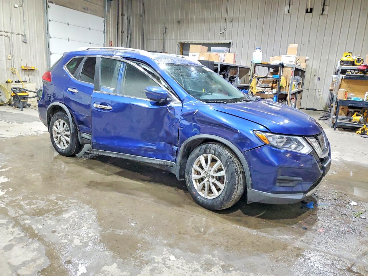 2017 NISSAN ROGUE SV photo 13