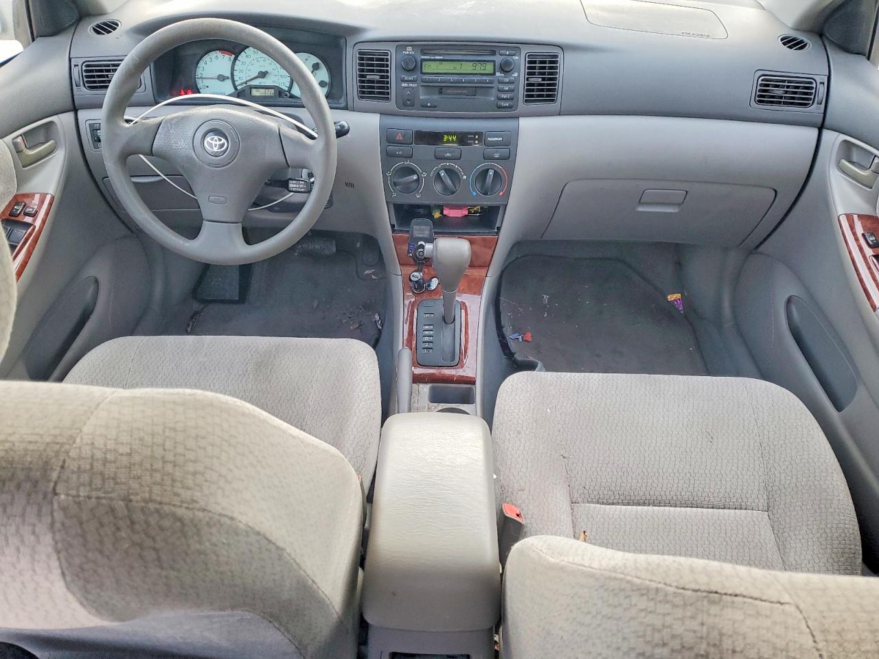 2004 TOYOTA COROLLA CE photo 15