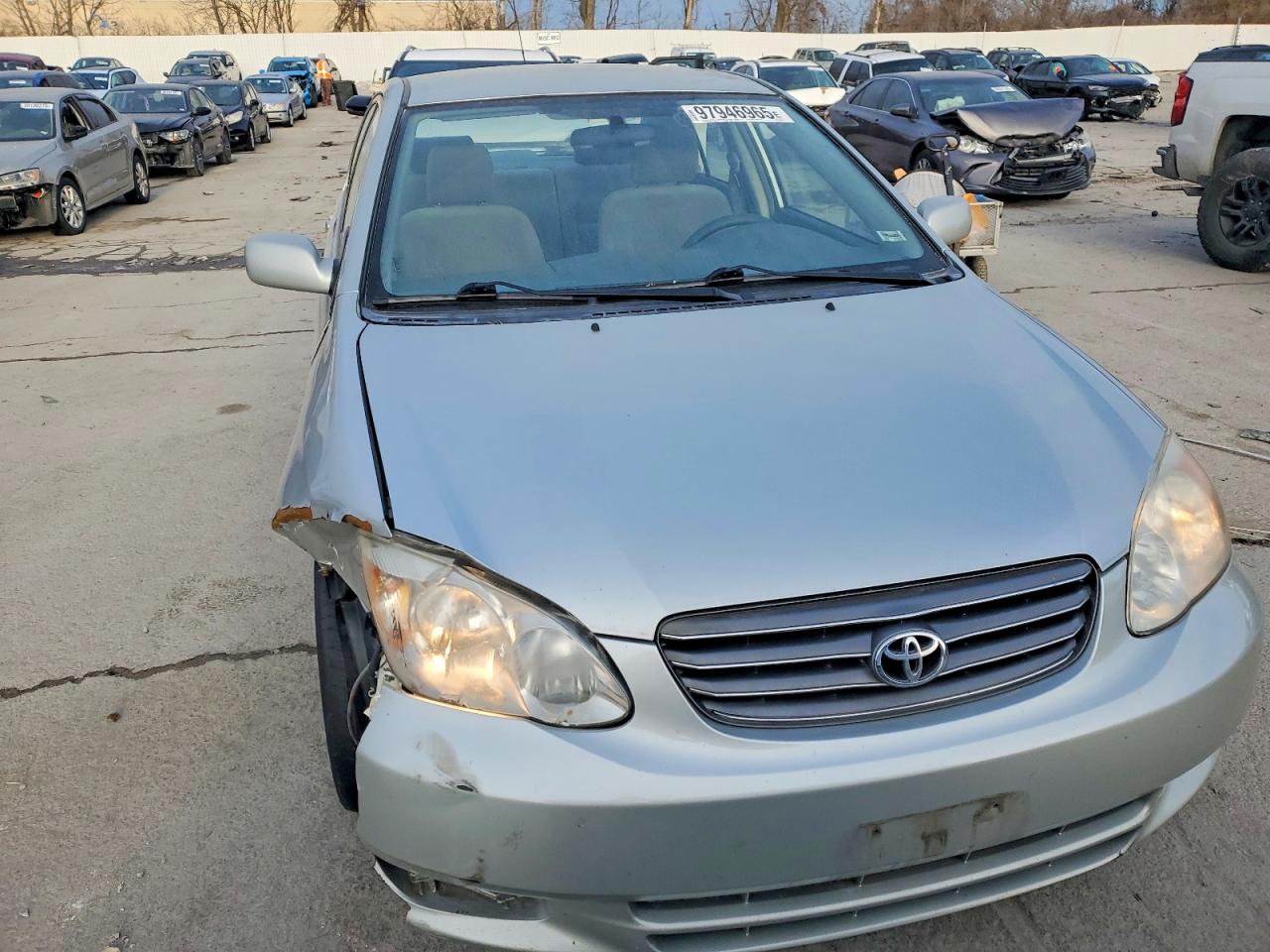 2004 TOYOTA COROLLA CE photo 9