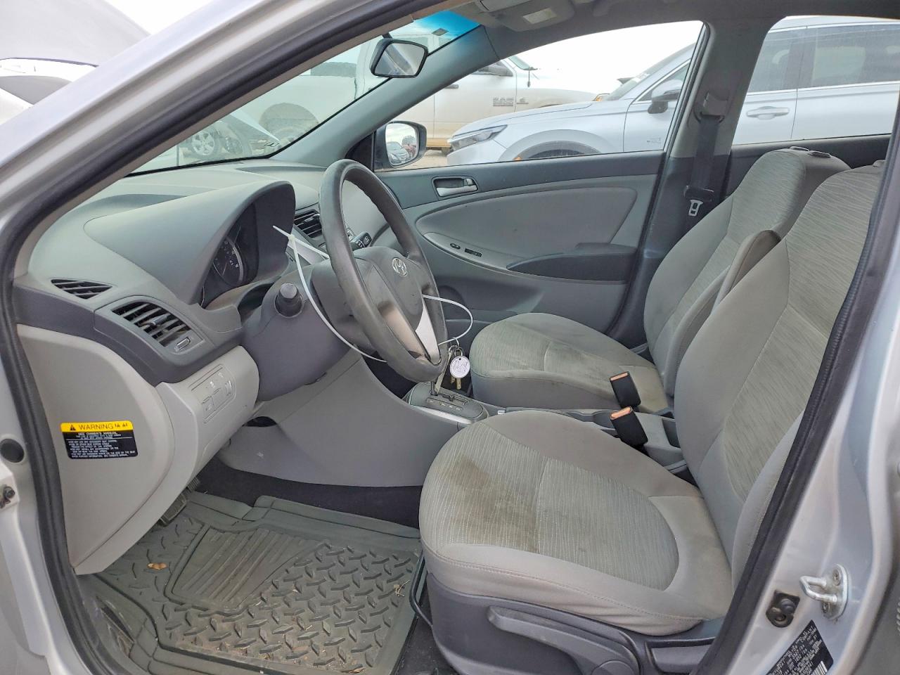 2016 HYUNDAI ACCENT SE photo 28