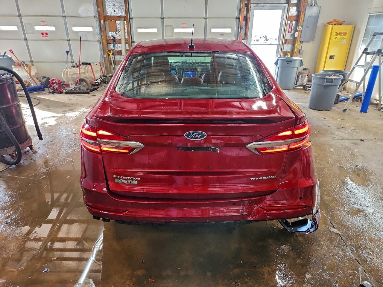 2019 FORD FUSION TITANIUM photo 16