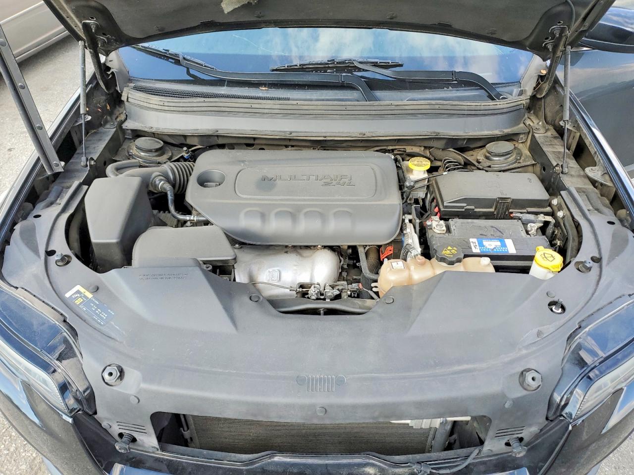 2019 JEEP CHEROKEE LATITUDE photo 11