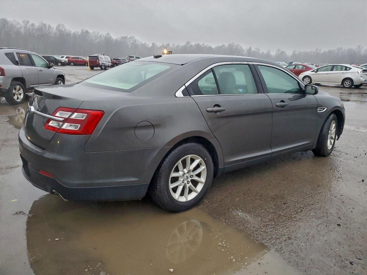 2015 FORD TAURUS SE photo 7