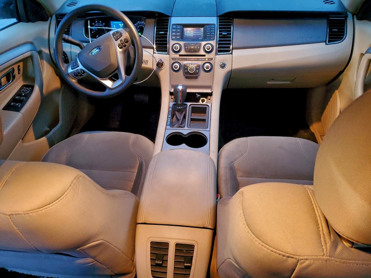 2015 FORD TAURUS SE photo 22