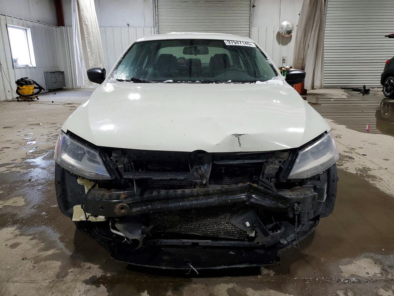 2012 VOLKSWAGEN JETTA BASE photo 5