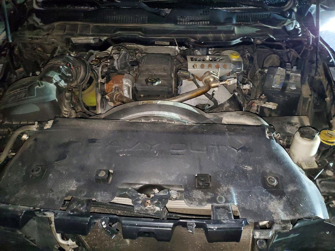 2016 RAM 2500 ST photo 21