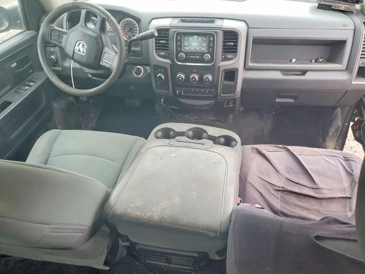 2016 RAM 2500 ST photo 15