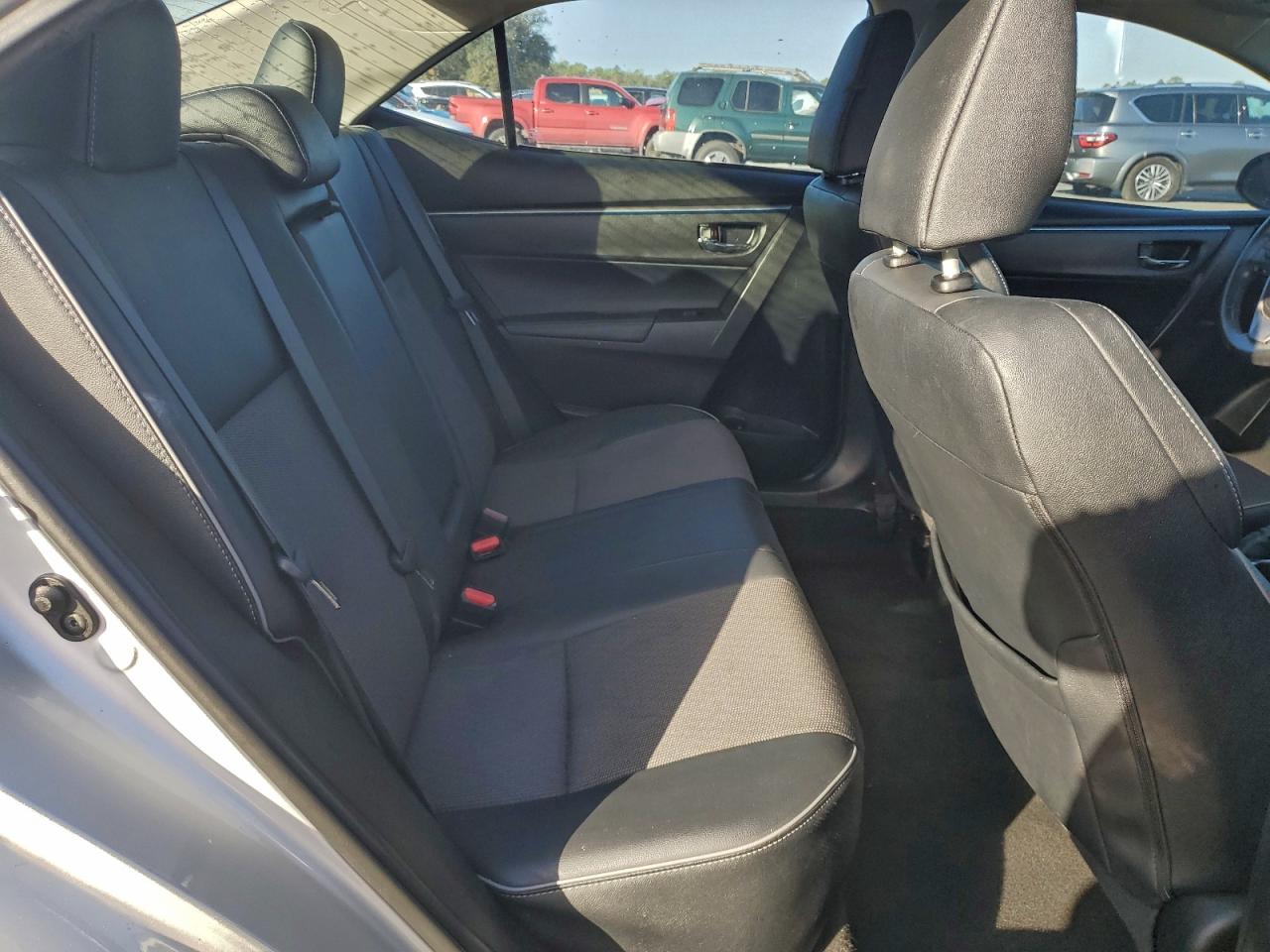 2016 TOYOTA COROLLA L photo 28