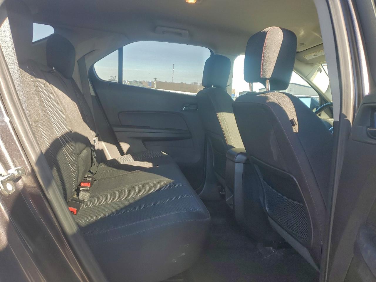 2015 CHEVROLET EQUINOX LT photo 31