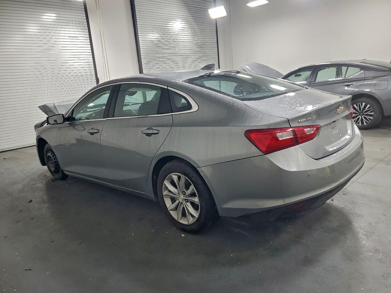 2024 CHEVROLET MALIBU LT photo 3