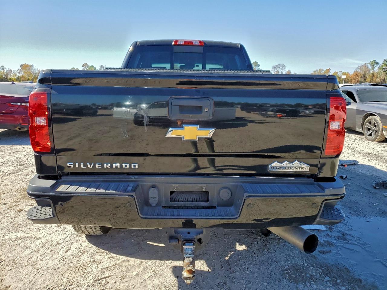 2018 CHEVROLET SILVERADO K2500 HIGH COUNTRY photo 11