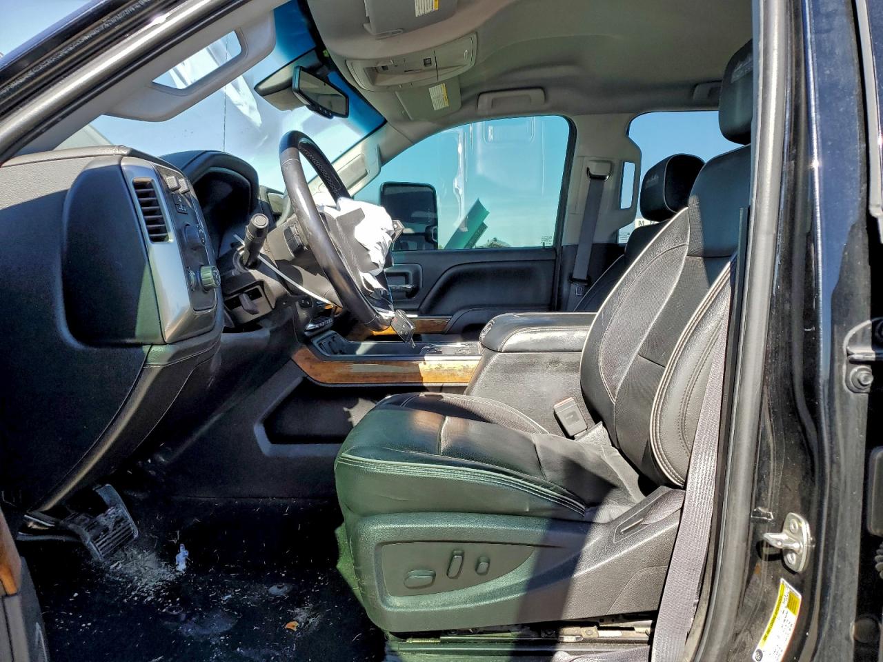 2018 CHEVROLET SILVERADO K2500 HIGH COUNTRY photo 13