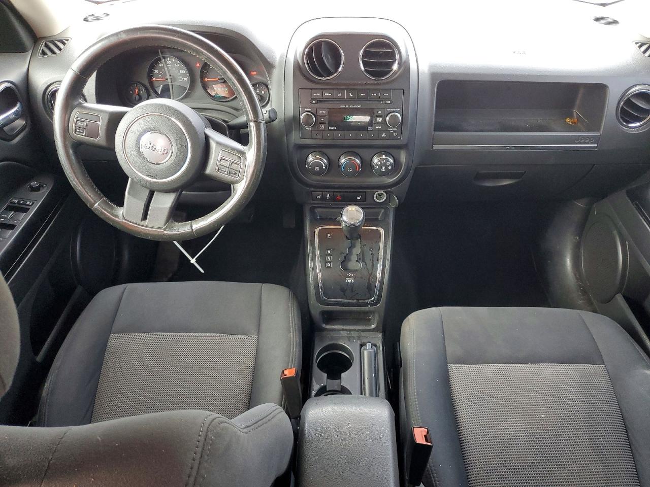 2012 JEEP PATRIOT LATITUDE photo 8