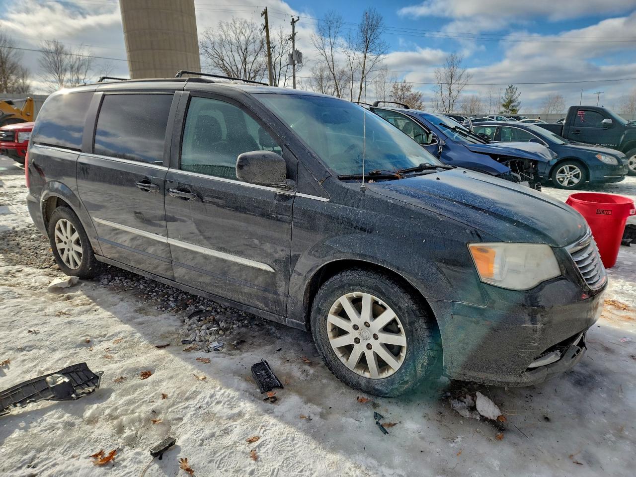 2013 CHRYSLER TOWN & COUNTRY TOURING photo 7