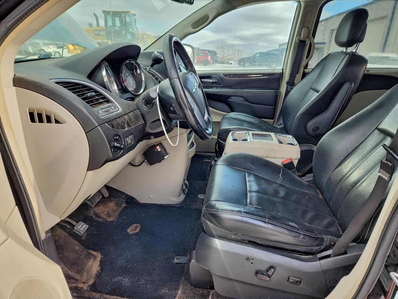 2013 CHRYSLER TOWN & COUNTRY TOURING photo 13
