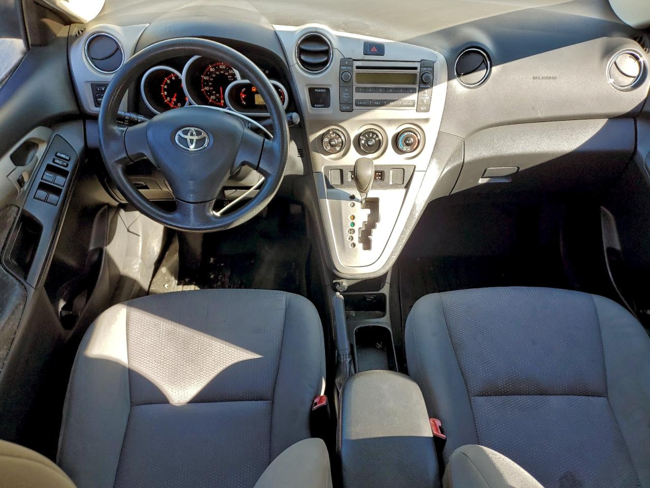 2010 TOYOTA COROLLA MATRIX photo 8