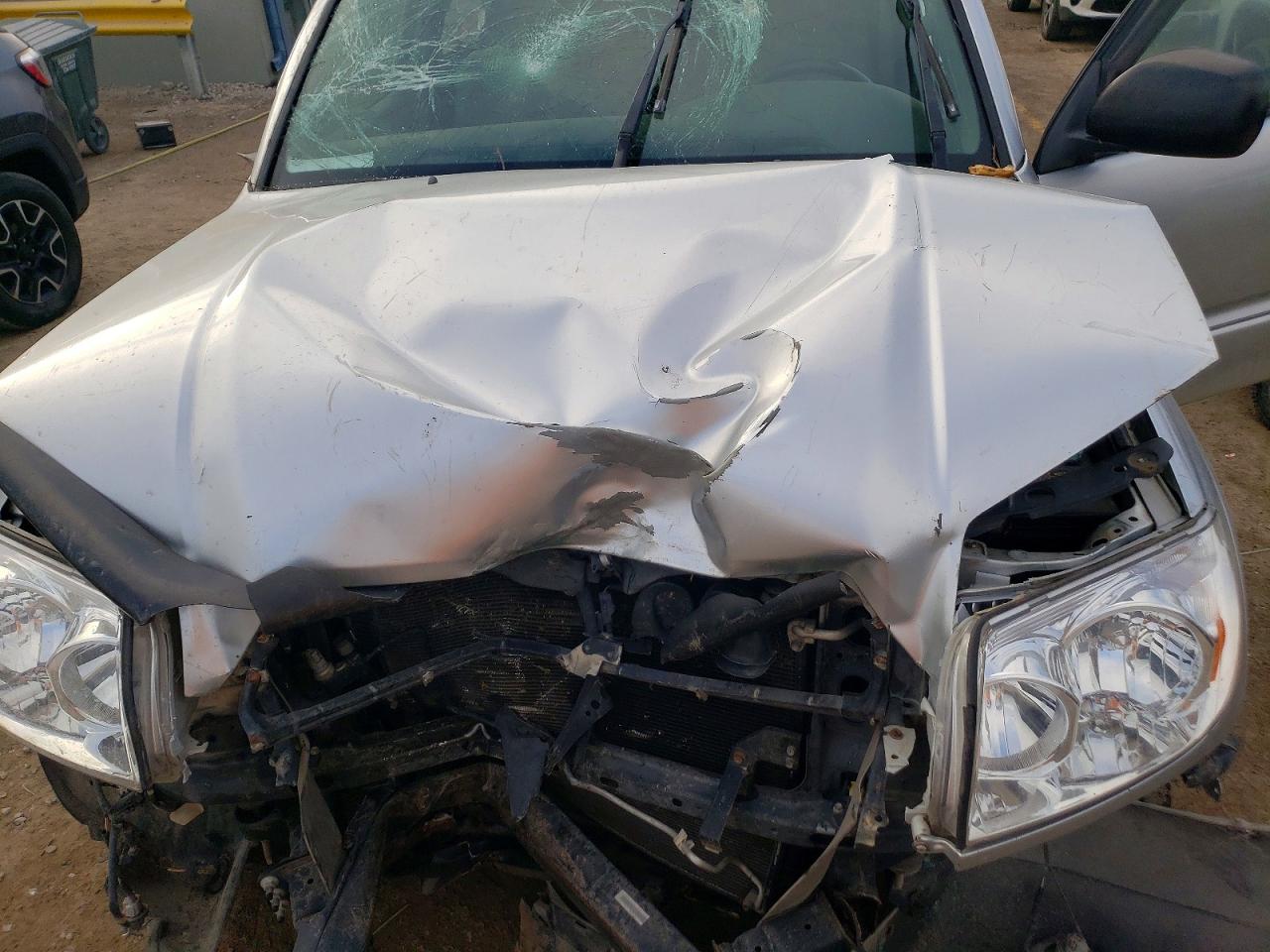 2005 TOYOTA 4RUNNER SR5 photo 11