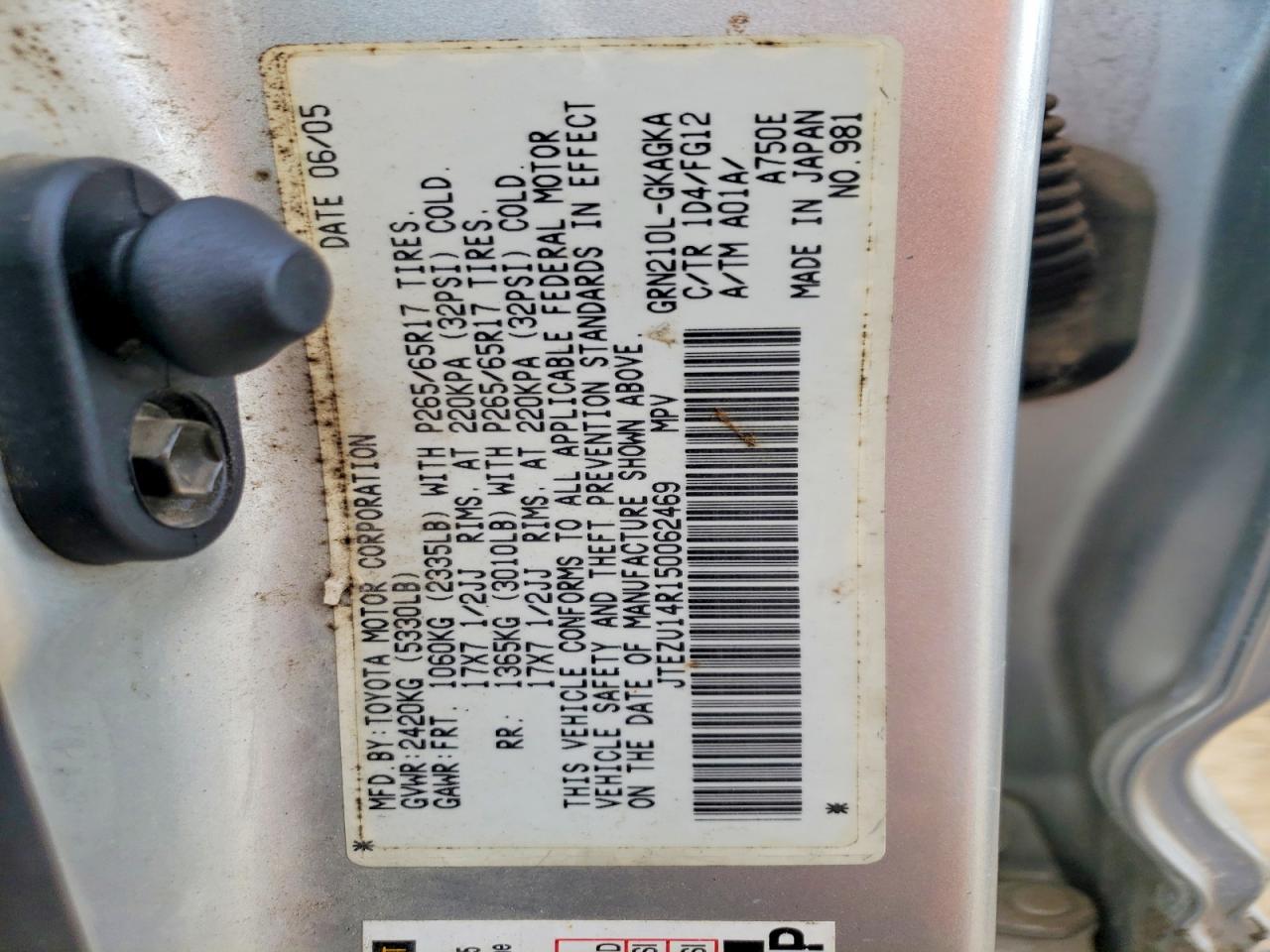 2005 TOYOTA 4RUNNER SR5 photo 12