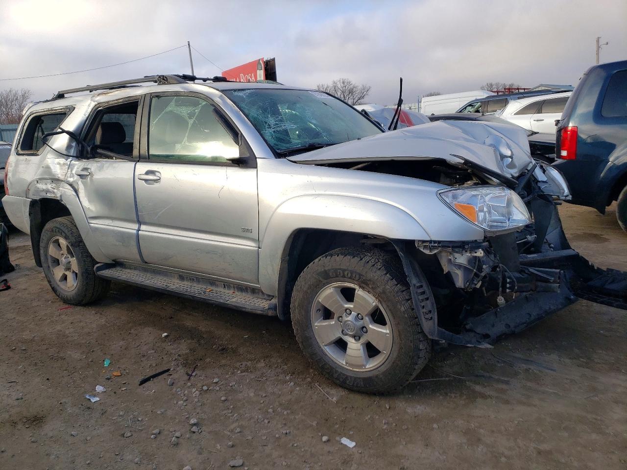 2005 TOYOTA 4RUNNER SR5 photo 4