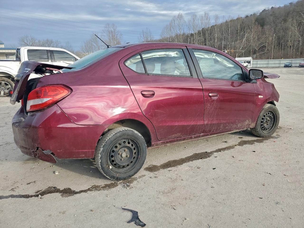 2017 MITSUBISHI MIRAGE G4 ES photo 3