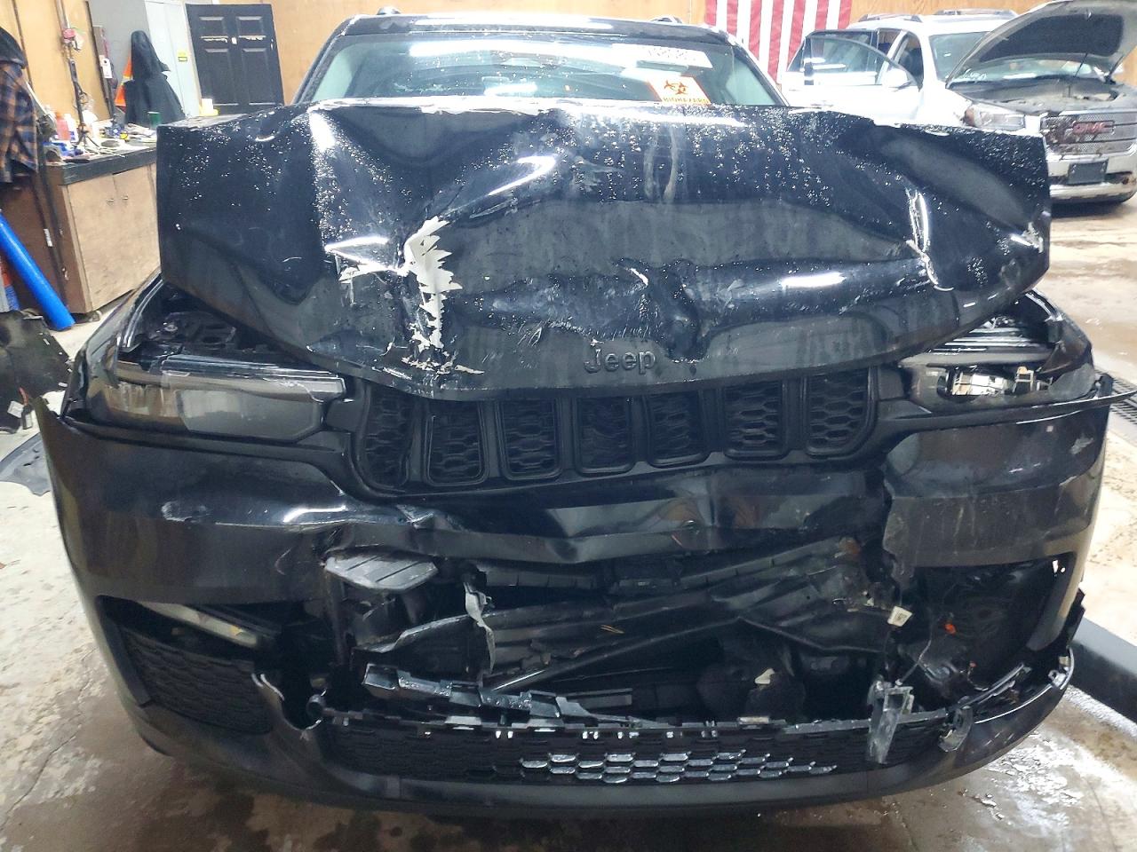 2023 JEEP GRAND CHEROKEE L LIMITED photo 13