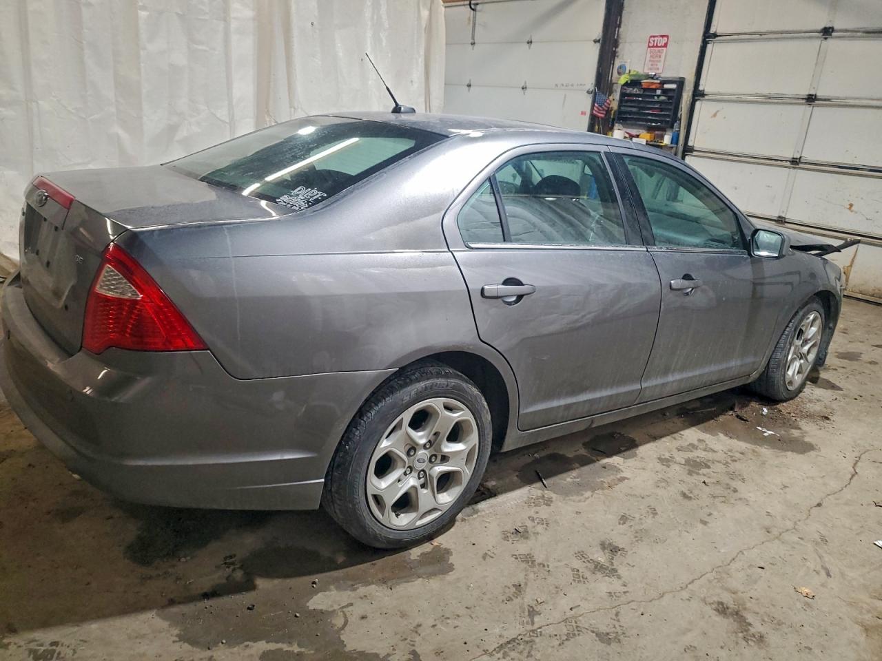 2010 FORD FUSION SE photo 3