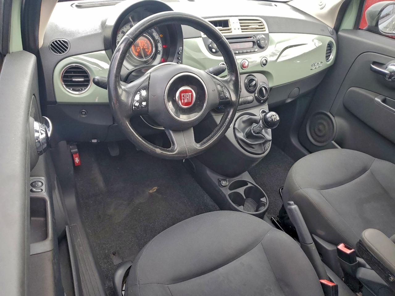 2013 FIAT 500 POP photo 15