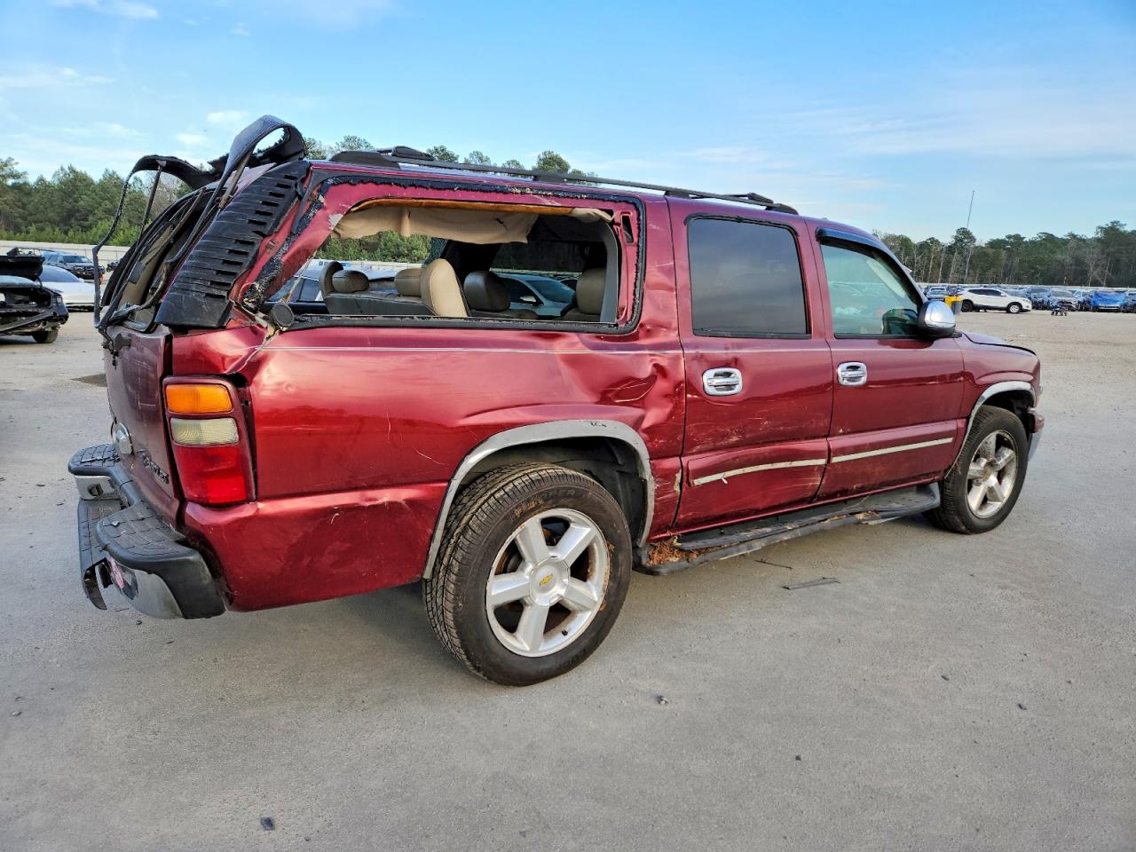 2002 CHEVROLET SUBURBAN K1500 photo 3